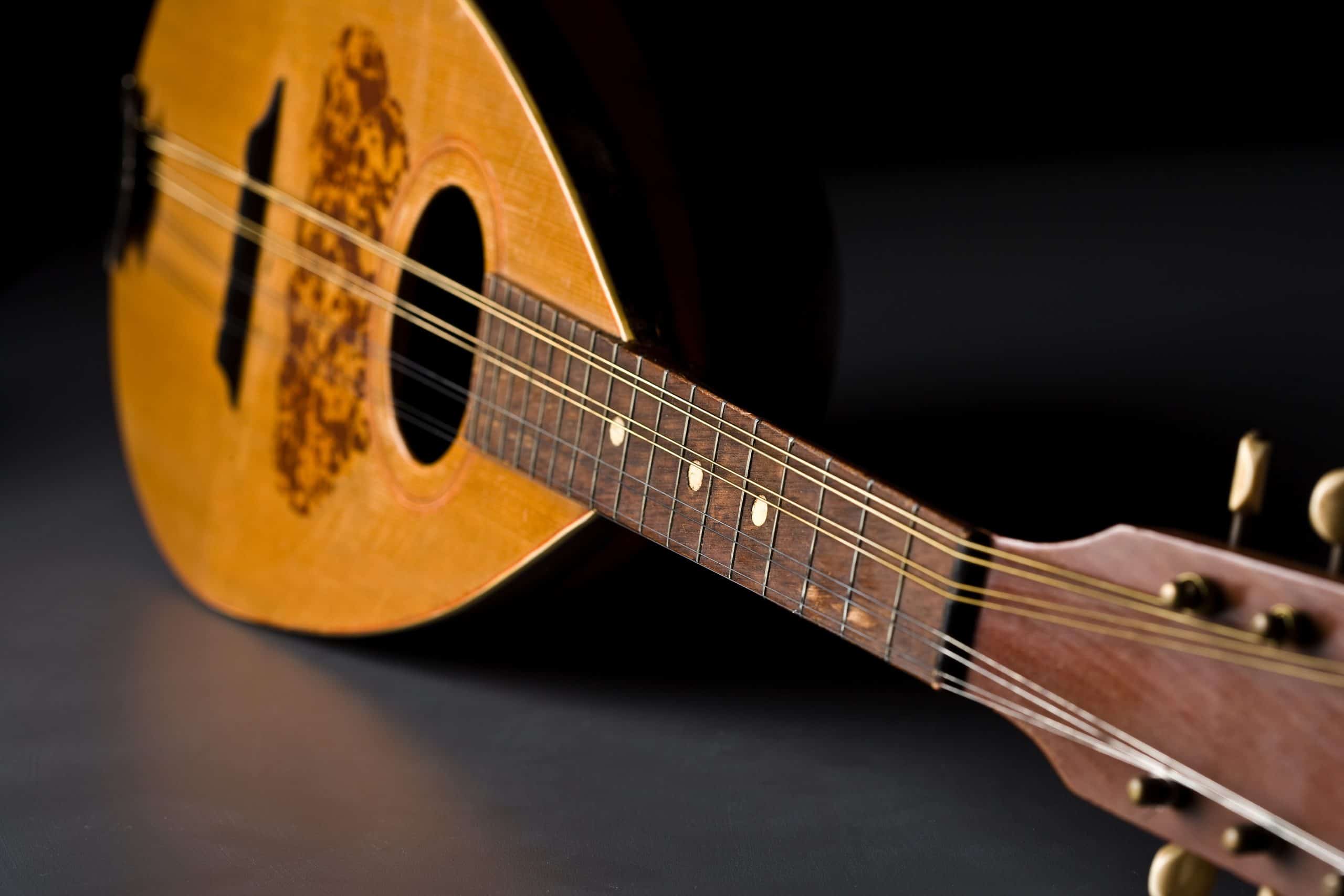 Canva-Mandolin-scaled good mandolin brands