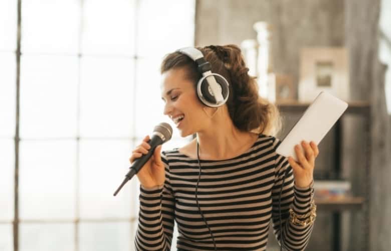 A singer having a vocal training