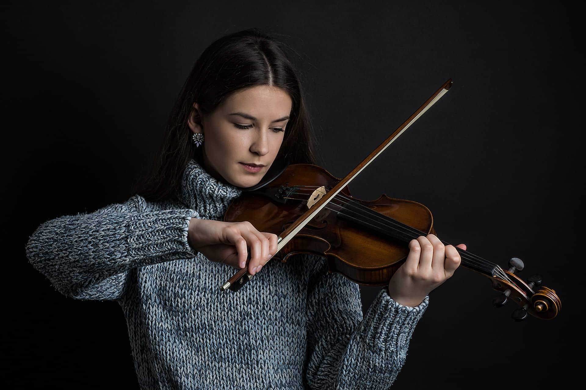 How To Hold A Violin Bow 5 Easy Steps