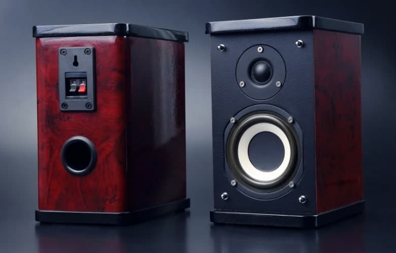 Stereo speakers with an elegant design