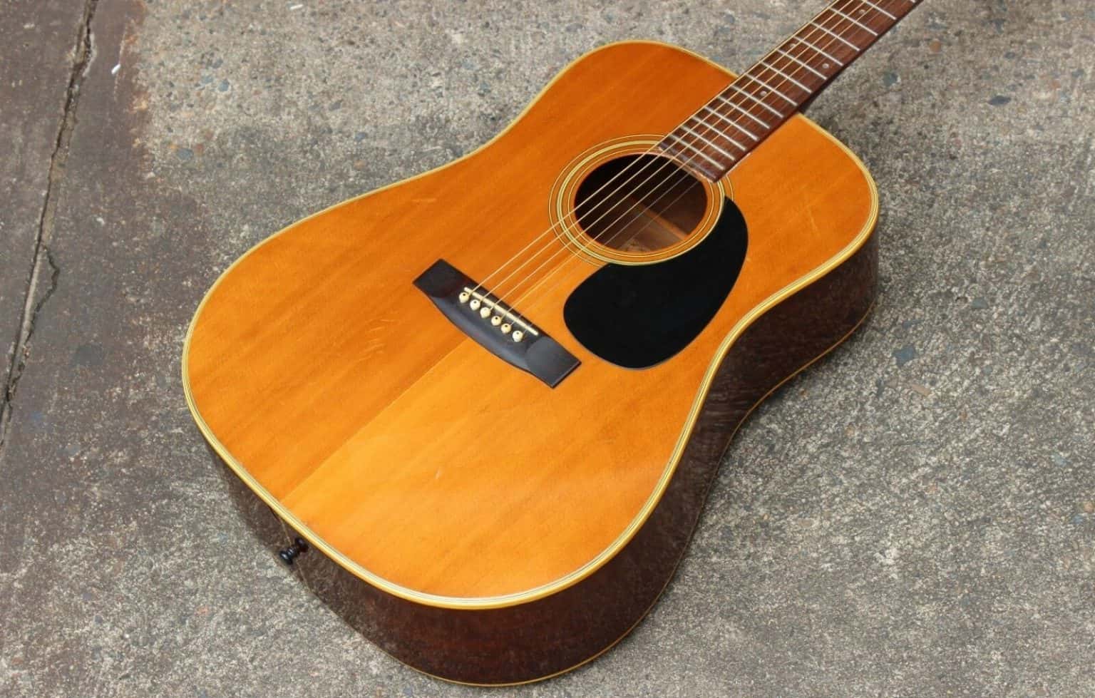 11 Best Japanese Guitar Brands (2023 List)