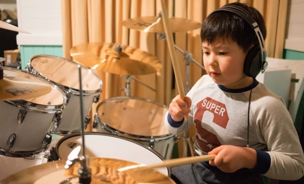 Allow your kid to choose a drum set that will suit his taste. 