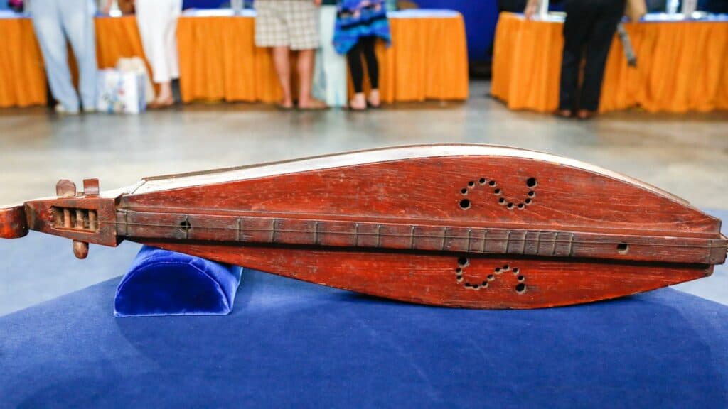 Appalachian Dulcimer